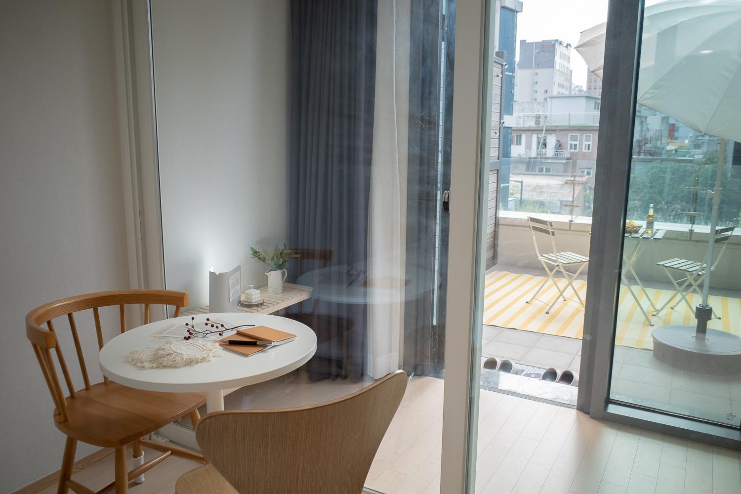 Urbanstay Myeongdong Сеул Экстерьер фото